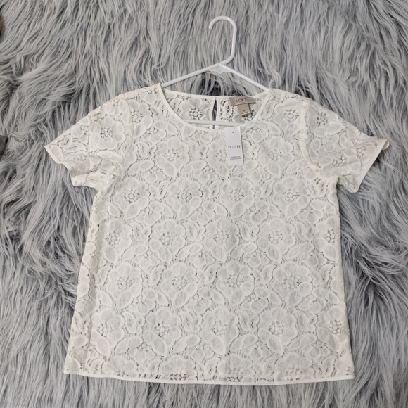 NWT Lace LOFT short sleeve top - Picture 2 of 6